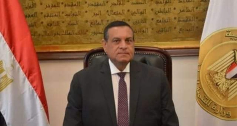 اللواء هشام آمنة وزير التنمية المحلية 
