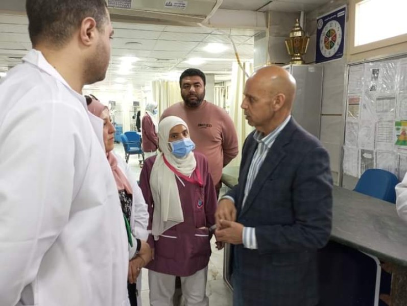 وكيل وزارة الصحة بالشرقية يتفقد الخدمة الطبية بمستشفى أبوكبير المركزي بعد المرور على بلبيس