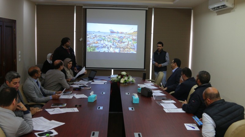 لجنة لتقييم مشروعات التخرج الهندسية بالإسكندرية