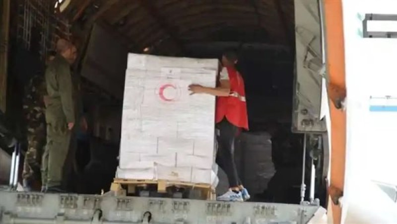 الجزائر ترسل مساعدات إنسانية إلى قطاع غزة