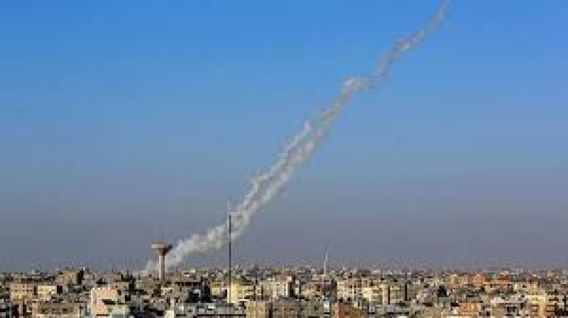 إطلاق 4 صواريخ من غزة على جنوب إسرائيل وتفعيل صفارات الإنذار