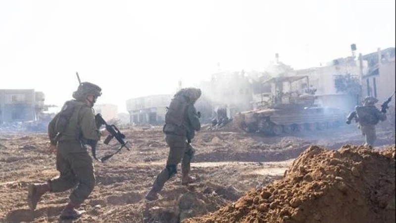 الاحتلال يعلن بدء عملية عسكرية في مخيم النصيرات بـ غزة