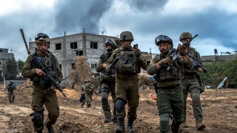 جيش الاحتلال يعلن انطلاق عملية عسكرية في مخيم النصيرات