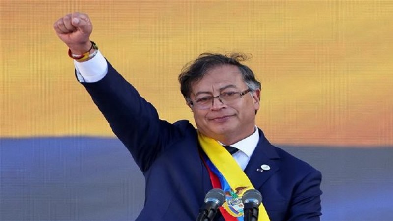 رئيس كولومبيا يعلن قطع العلاقات الدبلوماسية مع إسرائيل