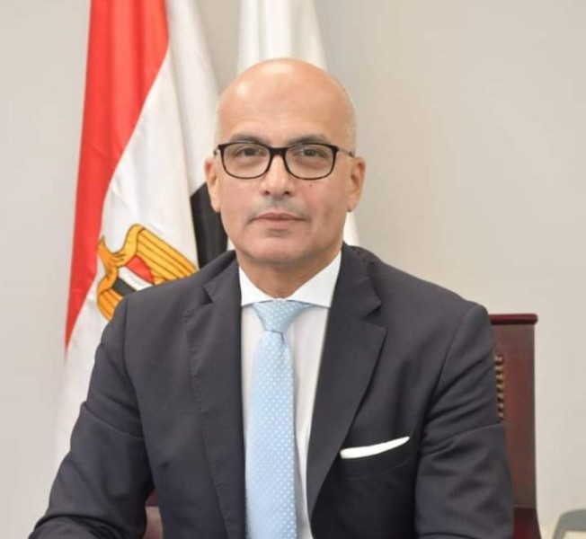 الدكتور محمد ضياء الدين رئيس جامعة عين شمس 