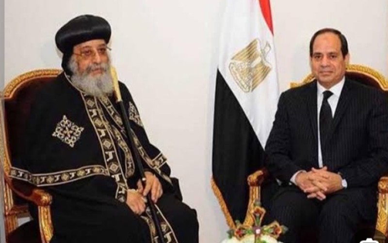 فخامة الرئيس مهنئا البابا واقباط مصر بالعيد 
