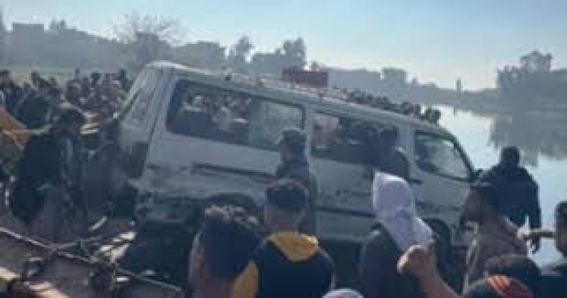 إصابة 6 أشخاص في انقلاب سيارة على طريق المنصورة أجا