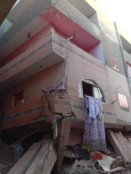 انهيار منزل من 4 طوابق في الدقهلية 