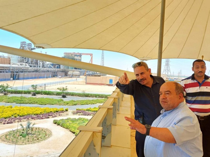 رئيس مدينة ملوى يتفقد أكبر مشروع زراعي صناعي غرب محافظة المنيا” صور ”