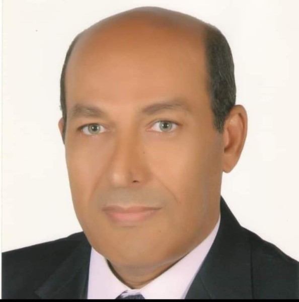 الدكتور حسن علي مشرفًا على المركز الثقافي المصري باليونان
