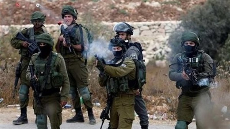 الاحتلال : الاقتحام يجري حاليًا وتسبب في إصابة شاب فلسطيني