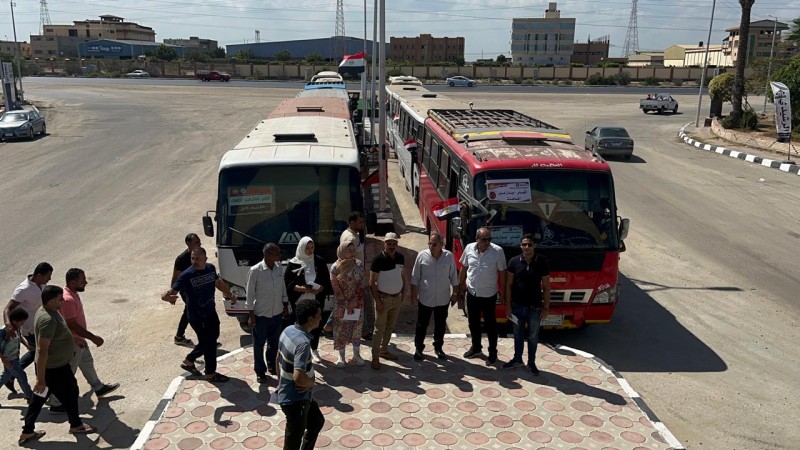 المحافظ كلف مدير المواقف ورئيس مدينة جمصة بمتابعة تشغيل سيارات ميني باص واتوبيس للربط بين مدن جمصه و15مايو والشيخ زايد