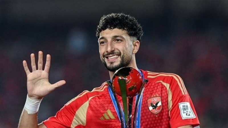 صدمة لجماهير الأهلي بعد إصابة وسام أبو علي مع منتخب فلسطين