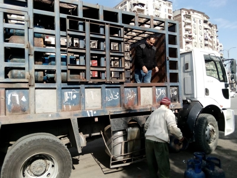 محافظ الدقهلية يكلف مدير عام الانتاج والشئون الاقتصادية والاستثمار بالمرور على وحدة توزيع البوتاجاز التابعة للمحافظة