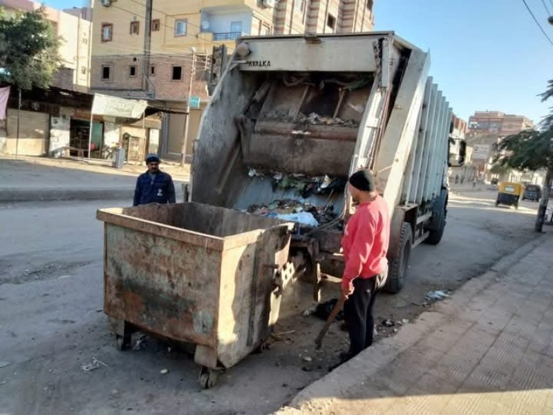 محافظ كفر الشيخ يتابع جهود حملات النظافة بمراكز ومدن المحافظة