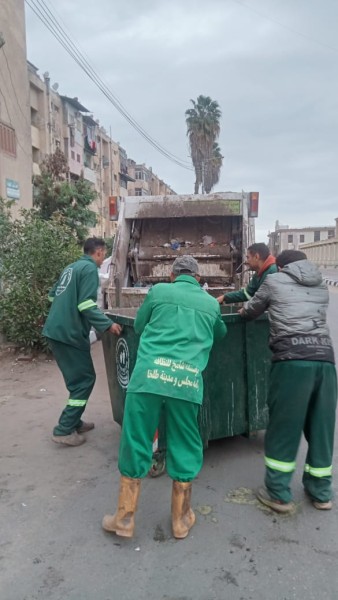 المحافظ: أربع شركات نظافة تعمل بالمنطقة المركزية بالمنصورة رفعت 445 طن مخلفات بلدية