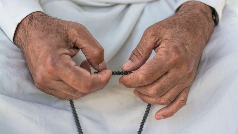 هل يجوز الاستغفار لتحقيق أمنية أو قضاء حاجة؟