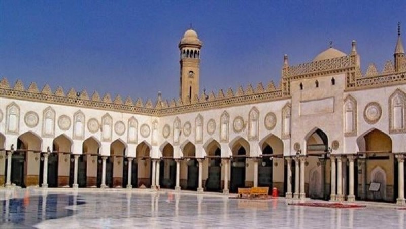 أستاذ بالأزهر: تصوير الزوجة خلال العلاقة فعل مشين وخروج عن تعاليم الإسلام