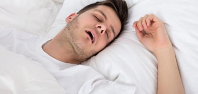 انتبِه لصوتك أثناء النوم.. الشخير قد يكون علامة لـ مرض قاتل