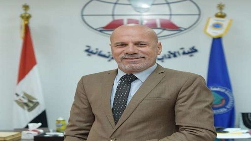 تعيين الدكتور محمود الضبع عميدًا لكلية الآداب بجامعة قناة السويس