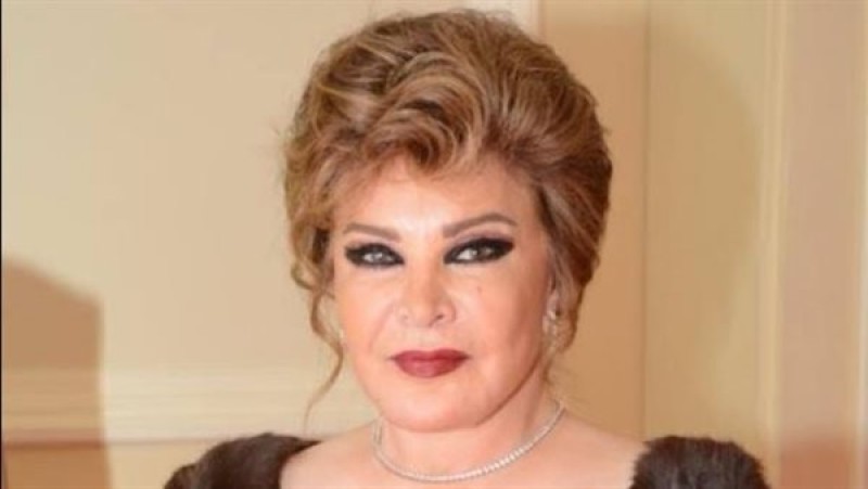 أزمة بوسي شلبي مع أبناء محمود عبد العزيز: صفية العمري تُقدم الدعم