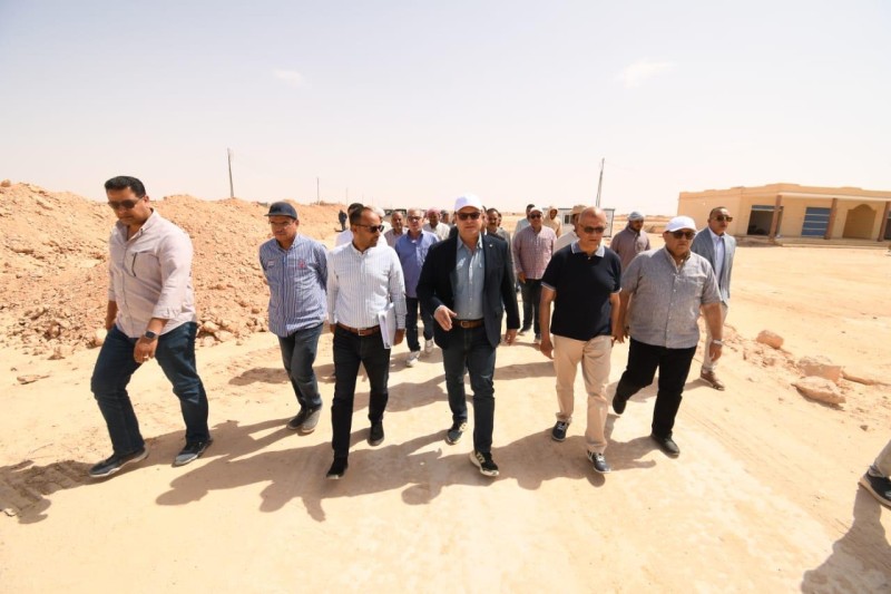 - ”تطوير الساحل الشمالي الغربي: وزير الإسكان يتفقد الأعمال الجارية”