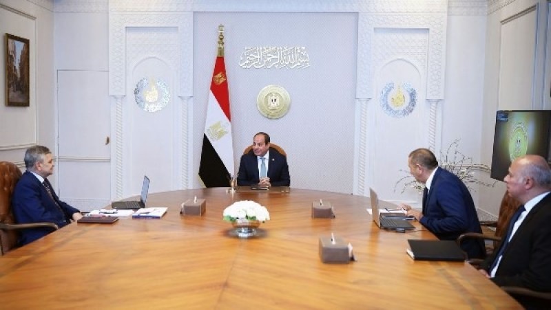 السيسي يوجه بتعزيز علاقات قناة السويس مع الخطوط الملاحية الكبرى