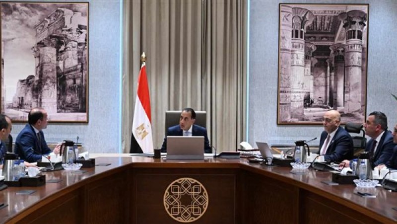 اجتماع الحكومة يستعرض استراتيجيات دعم المشروعات الصغيرة ومتناهية الصغر