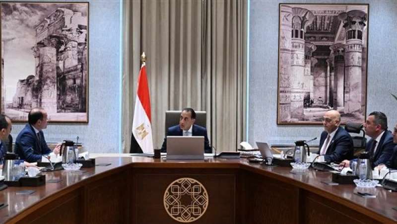 اجتماع الحكومة يستعرض استراتيجيات دعم المشروعات الصغيرة ومتناهية الصغر