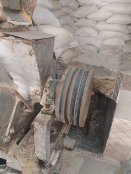 ضبط ٢ طن ملح طعام متحجر وغير مطابق للمواصفات باحد مطاحن الملح خلال جولة تمشيطية علي المحال العامه بناحية مدينة شبين القناطر قليوبية