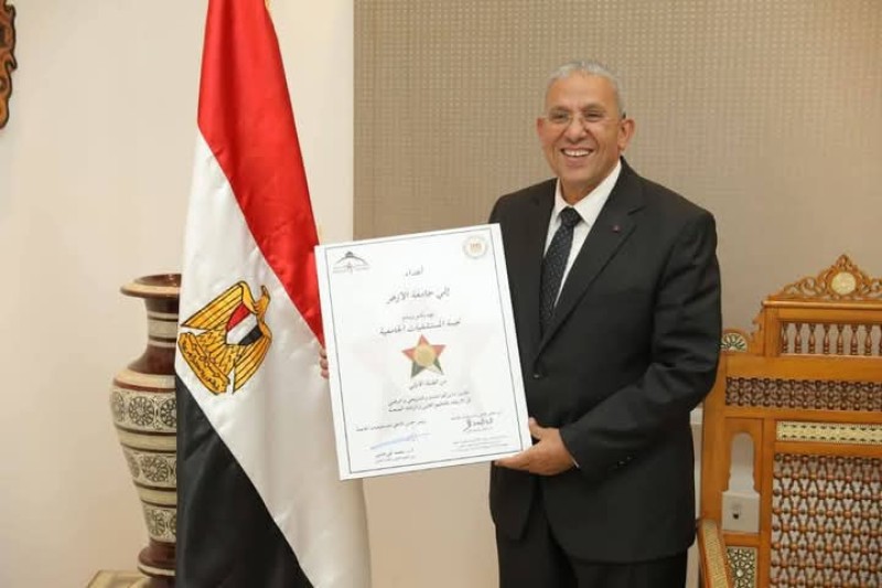 رئيس قسم العظام بطبِّ الأزهر بدمياط: نجحنا في إجراء عمليَّة نادرة عالميًّا لطفل عمره ثلاث سنوات