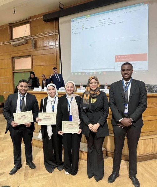 كلية التجارة بجامعة القاهرة تعقد مؤتمرها الطلابى  السنوي الثاني تحت شعار ”كن مستعدا”