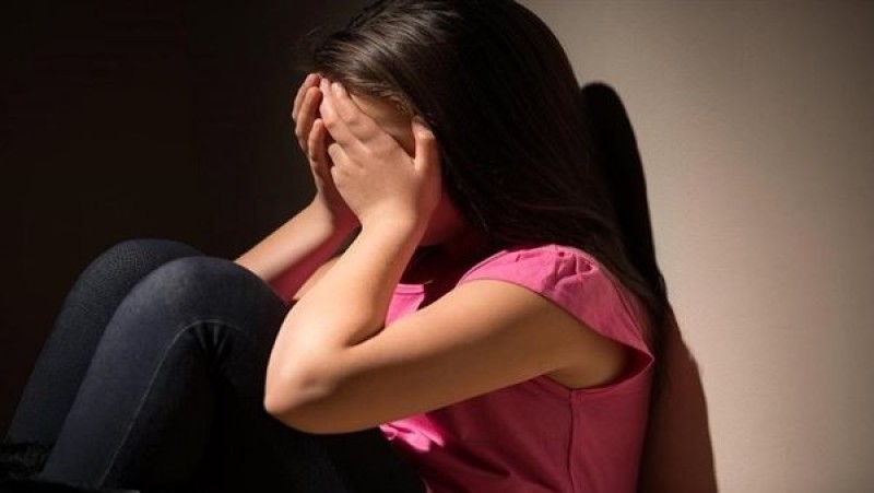 قصة مؤلمة: سباك يعتدي على ابنته ويُحبس 15 يومًا على ذمة التحقيقات