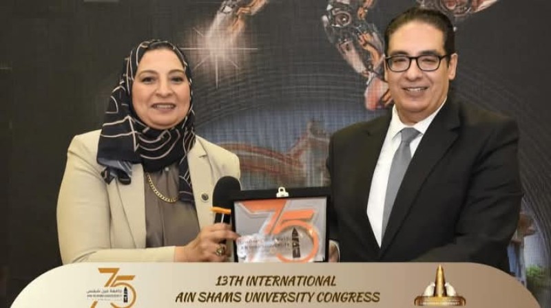 رئيس جامعة القاهرة: الجامعات الأهلية رافد استراتيجى لمسيرة تطوير التعليم العالي