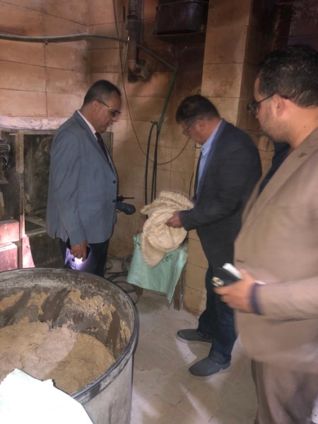 الدقهلية: حملة رقابية مكثفة لوكيل وزارة التموين بالدقهلية تضبط عدد من مخالفات في المخابز ومصنع اعلاف