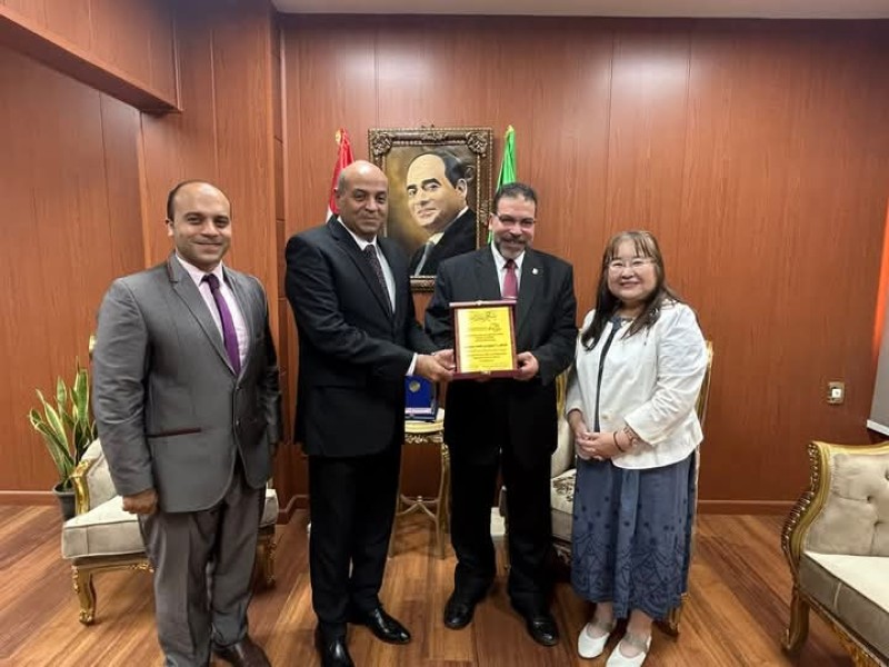 الخبيرة اليابانية المشرفة على المدارس المصرية اليابانية بالدقهلية في ضيافة وكيل وزارة التربية والتعليم
