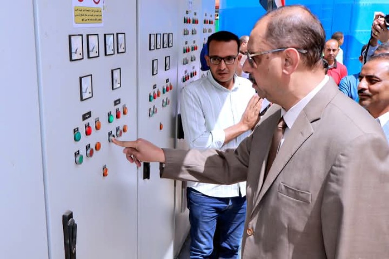 محافظ سوهاج يطلق التشغيل التجريبي لمحطة مياه أولاد الشيخ بدار السلام بعد تطويرها بتكلفة 9.2 مليون جنيه