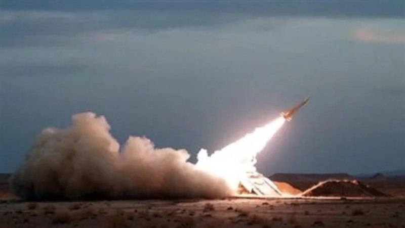 الحوثيون: استهدفنا مطار بن جوريون بصاروخ باليستي