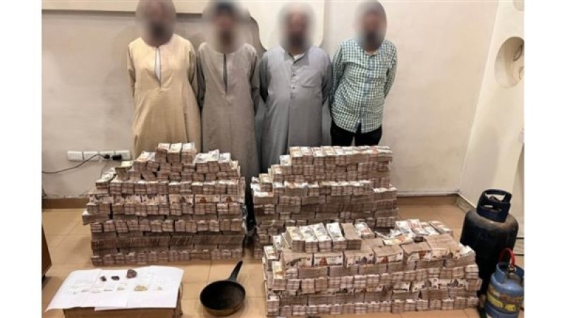 أسوان: ضبط 4 أشخاص لقيامهم بالتنقيب عن الذهب بطريقة غير مشروعة