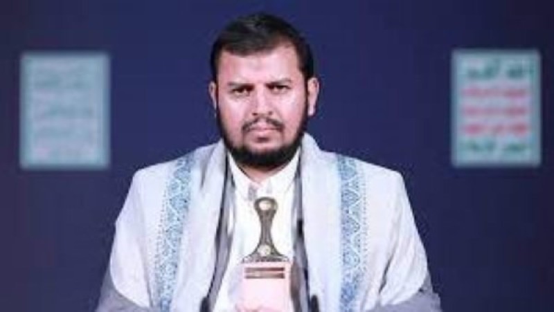 أول تعليق من عبد الملك الحوثي على قصف مطار صنعاء