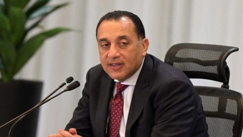 هل تبيع الحكومة أصول وزارة الأوقاف؟ رئيس الوزراء يرد
