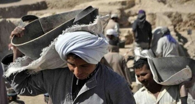 احصل على 1500 قبل العيد.. رابط التسجيل في منحة العمالة غير منتظمة 2025