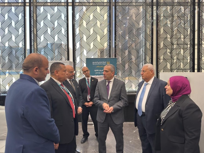 رئيس البنك الزراعي يتفقد الأعمال النهائية بمقر العاصمة الإدارية تمهيداً لافتتاحه قريباً