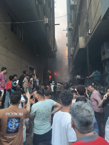 حريق في مصنع بلاستيك بشبرا الخيمة: إصابة 5 أشخاص والسيطرة على النيران