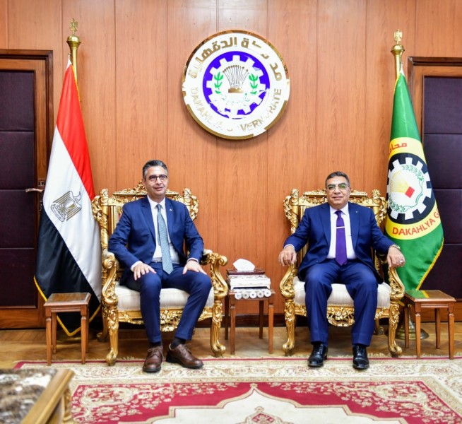 محافظ الدقهلية ووزير التموين 