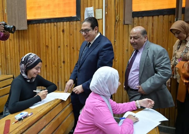 رئيس جامعة القاهرة