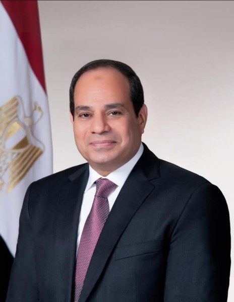 محافظ سوهاج يهنئ الرئيس ” السيسي ” بحلول عيد الأضحى المبارك