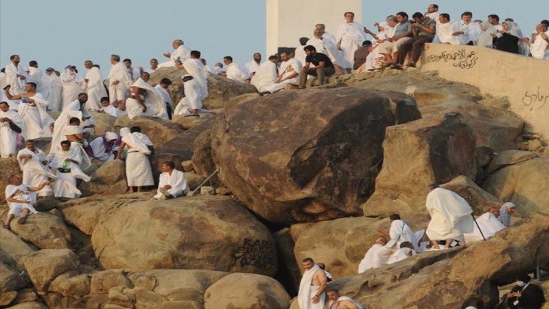 لبيك اللهم لبيك.. ماذا يقول الله للملائكة في يوم عرفة؟