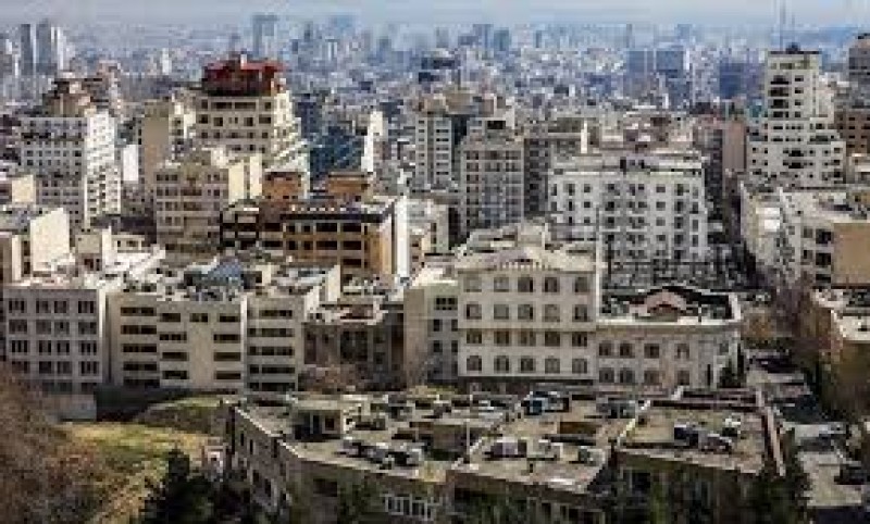إيران تستعد للهجمات الإسرائيلية: الاحتماء في المساجد والمدارس