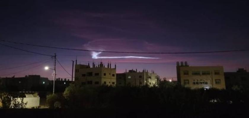 الأردن: إطلاق صافرات الإنذار بسبب الأجسام الطائرة